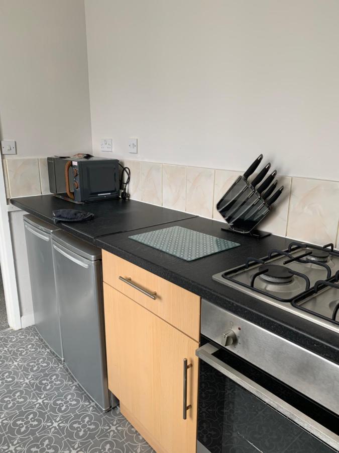 The Greens Apartment Farnworth Exteriér fotografie